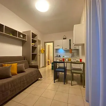 Primavera Club - Hotel 4*